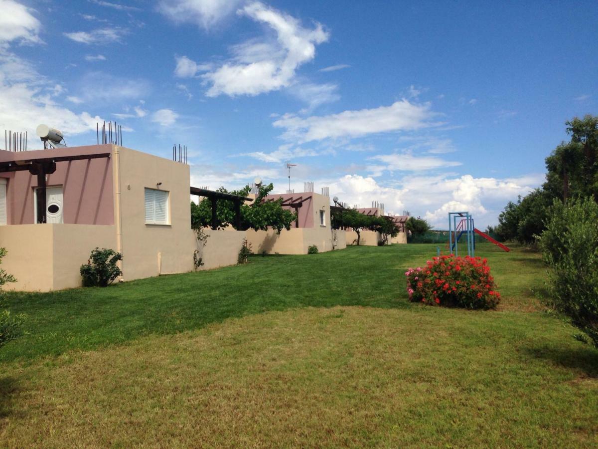 Kioni Villas Frangocastelo ภายนอก รูปภาพ